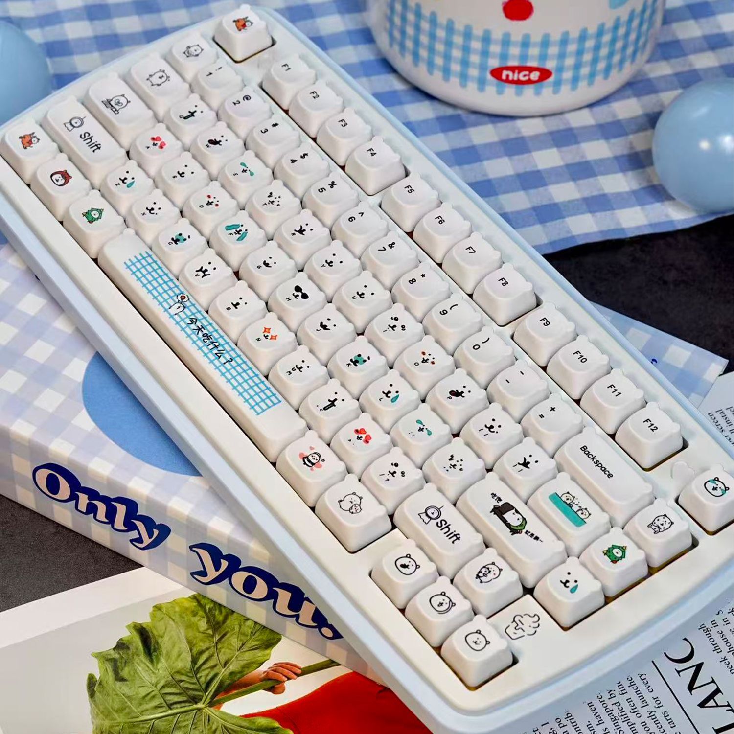 かわいい漫画風ジョークベアPBTキーキャップEAO高さ耐摩耗 - Gaming Accessories In Japan のレビューと価格
